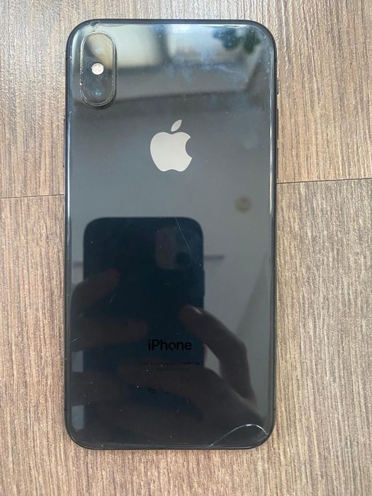 Iphone XS 64gb--