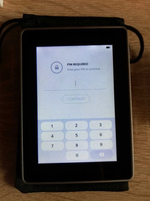 Ledger Blue крипто портфейл