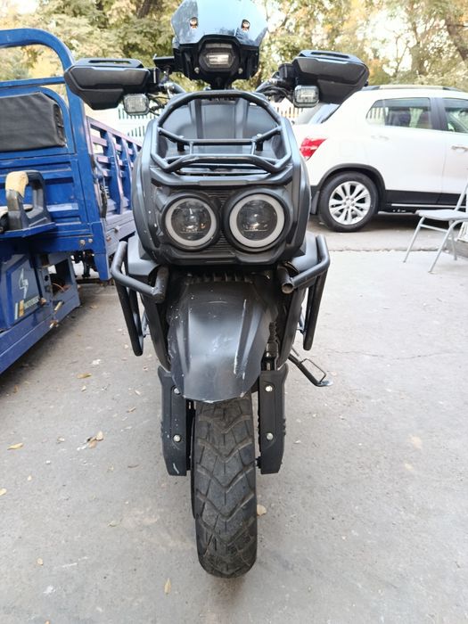 Skuter tank 175 kub