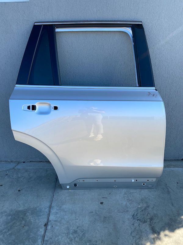 Usa dreapta spate Volvo XC90 2015-2022 32321825 16279