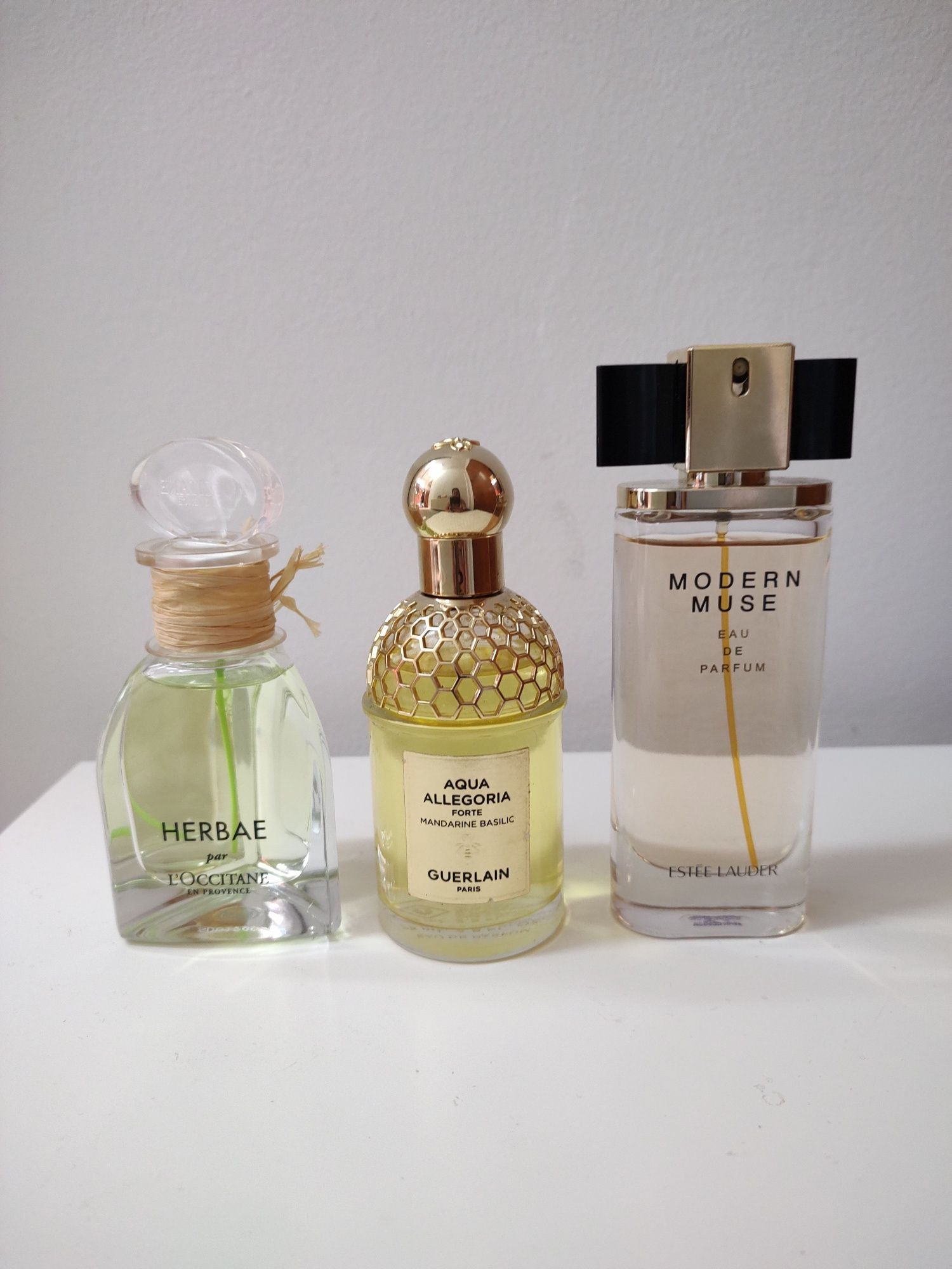 Guerlain, Estée Lauder, L'occitane парфюми