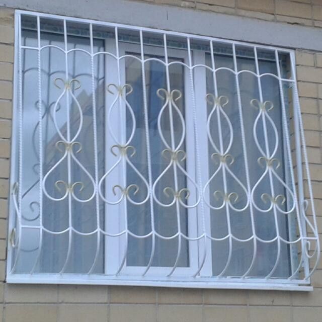 Решетки на окна казырьки оградки стоп малыш железные двери навес.
