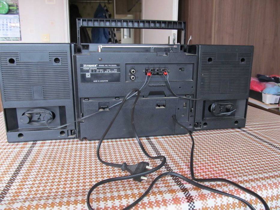 Радио касетофон FISHER PH-W 400 L