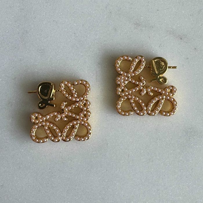 Cercei Loewe Pearl Pave