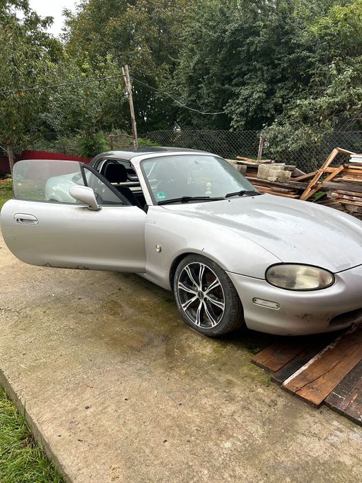 Dezmembrez mazda mx5 nb miata detali in anunt