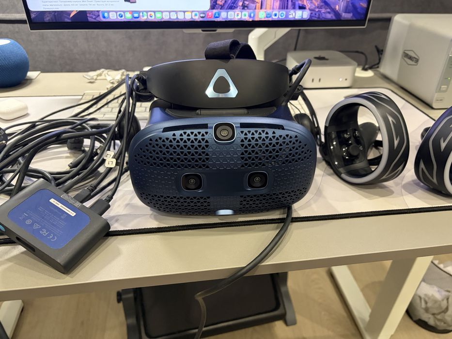 VR гарнитура HTC Vive Cosmos