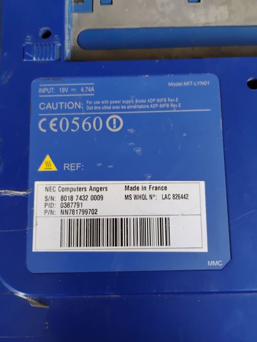 Vând leptop NEC versa 200