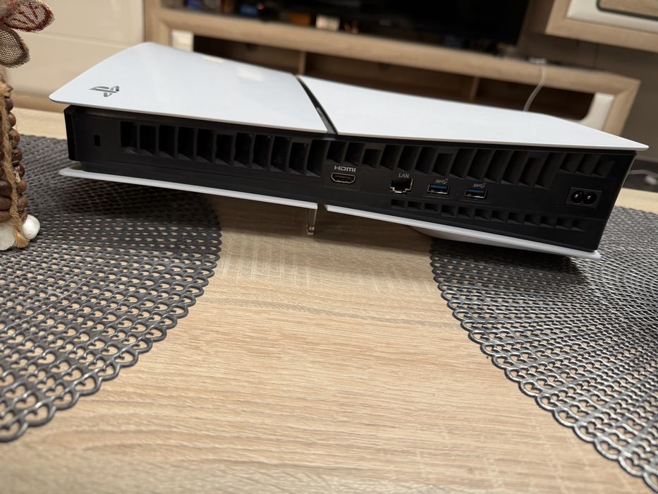 Vand ps5 cu gta 5 si fifa24