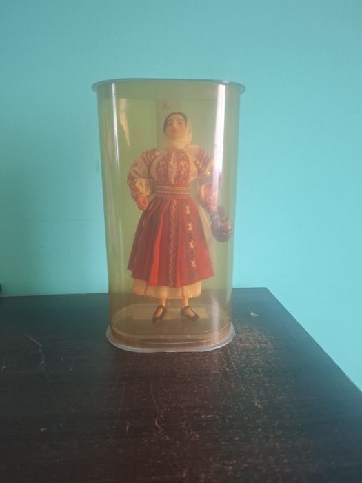 Păpuși vechi tradiționale