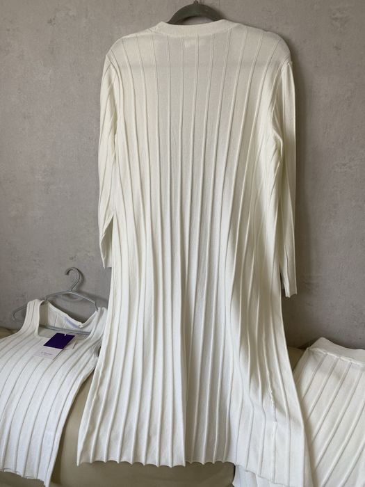 Дамски комплект потник панталон жилетка