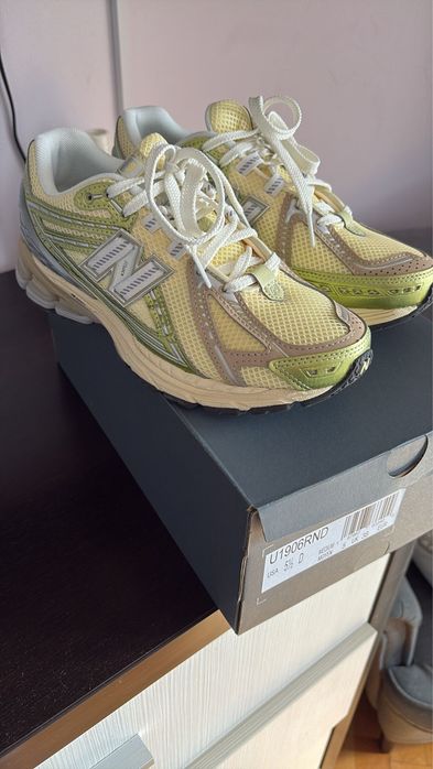 Pantofi sport New Balance U1906