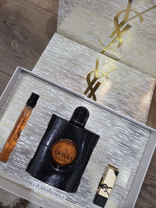 Vand set parfum Yves Saint Laurent