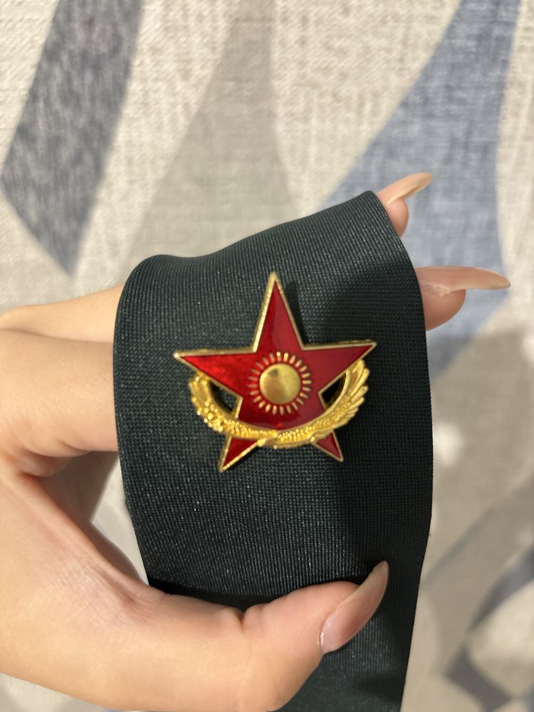 НВП форма с галстуком и значком