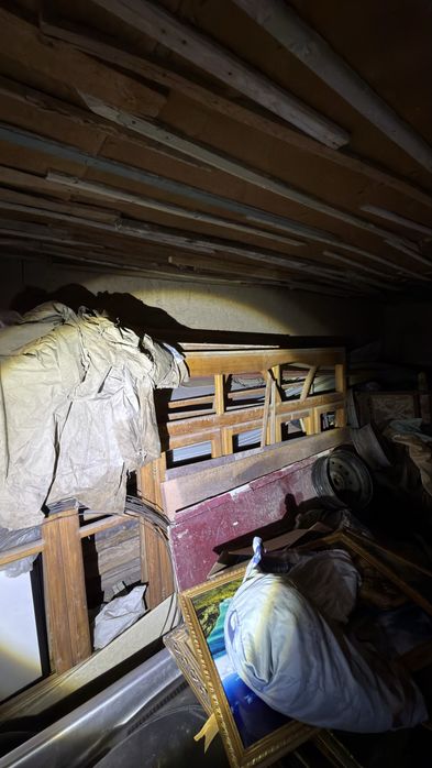 Eshik rom karopkalari bilan sotiladi