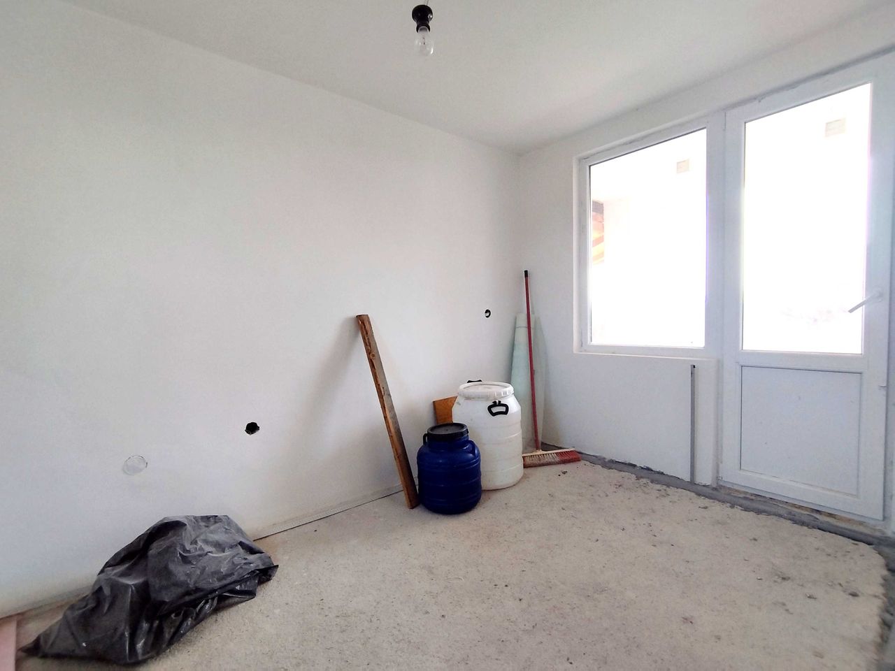 Продава се Къща в Перник, Изток - 82 кв.м за 809 €/кв.м - Снимка #19