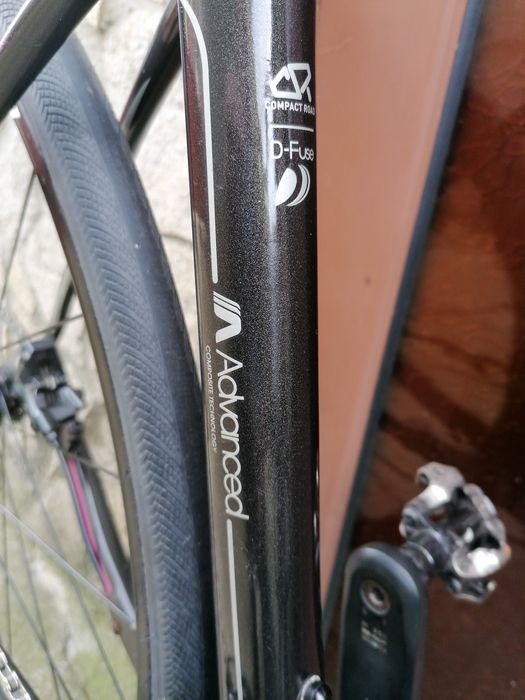 Шосеен GIANT - Liv  Carbon, 2*11 Shimano 105, хидравлични спирачки