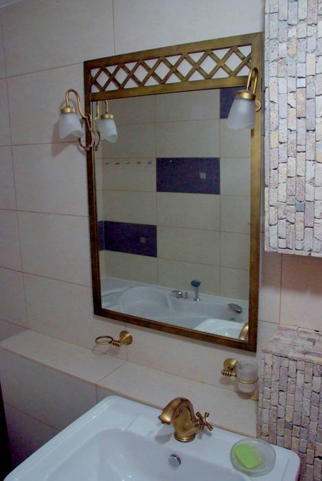 ONEȘTI - Închirieriez, doar pe termen lung, apartament nemobilat 3cam