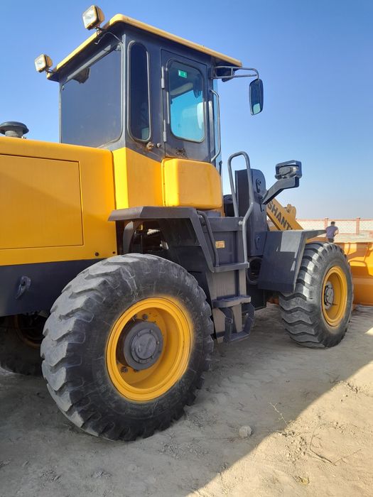 Продаётся погрузчик 1.8куб