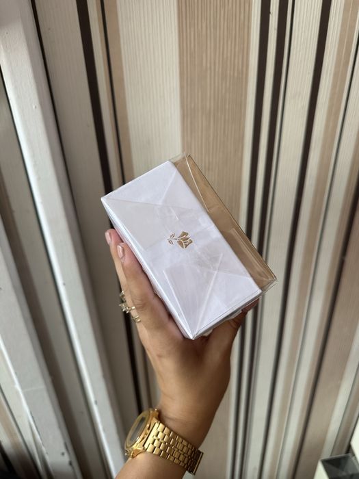 Lancome absolue rose on the moon