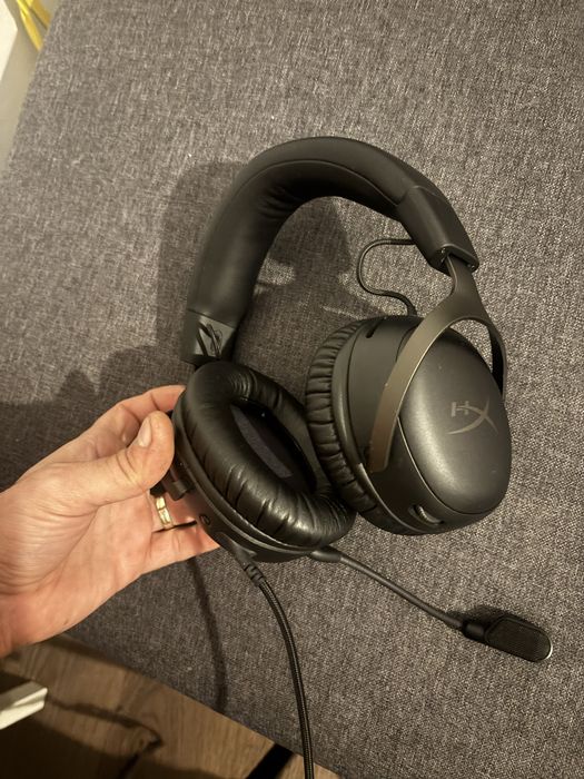 Casti hyperx cloud 3 impecabile