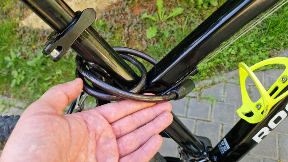 Bicicleta ROCKRIDER ST 50 (negru, stare excelenta)