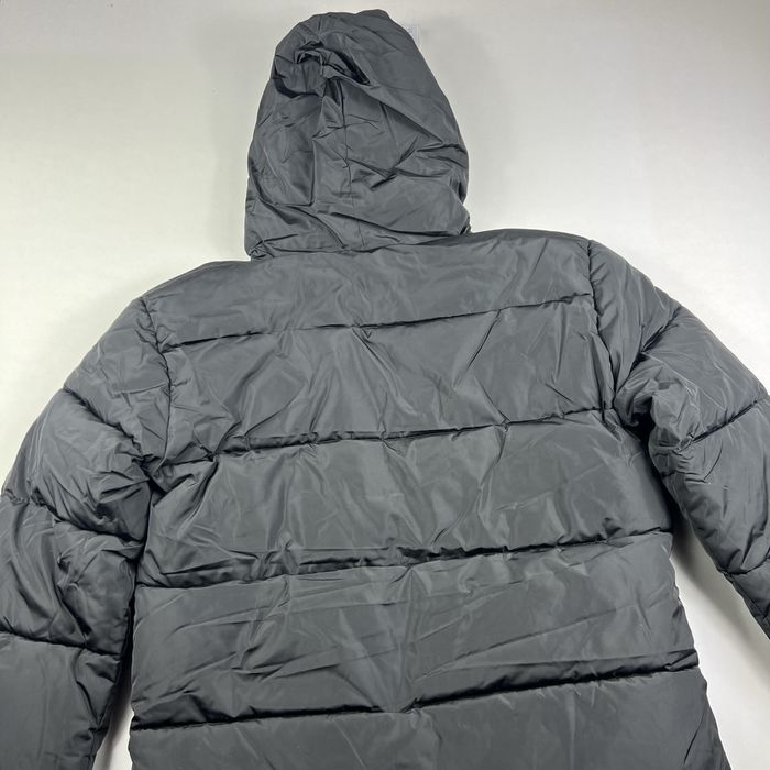 Moncler мъжко яке – черно матирано с бродерия