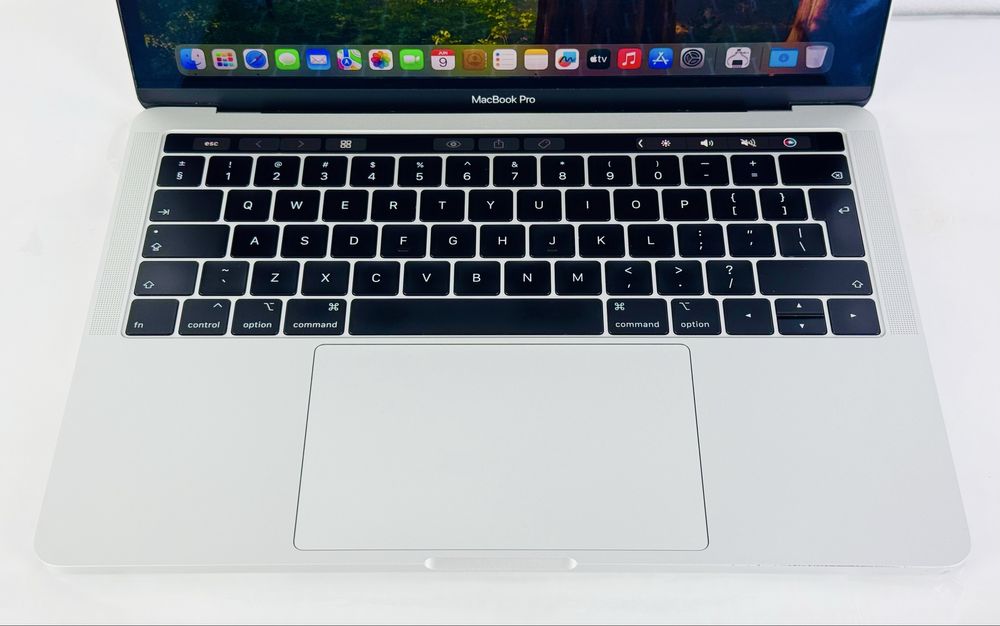 Macbook Pro 13" 2018 i7 2,7Ghz 16RAM 512GB Touch Bar Gray Гаранция!