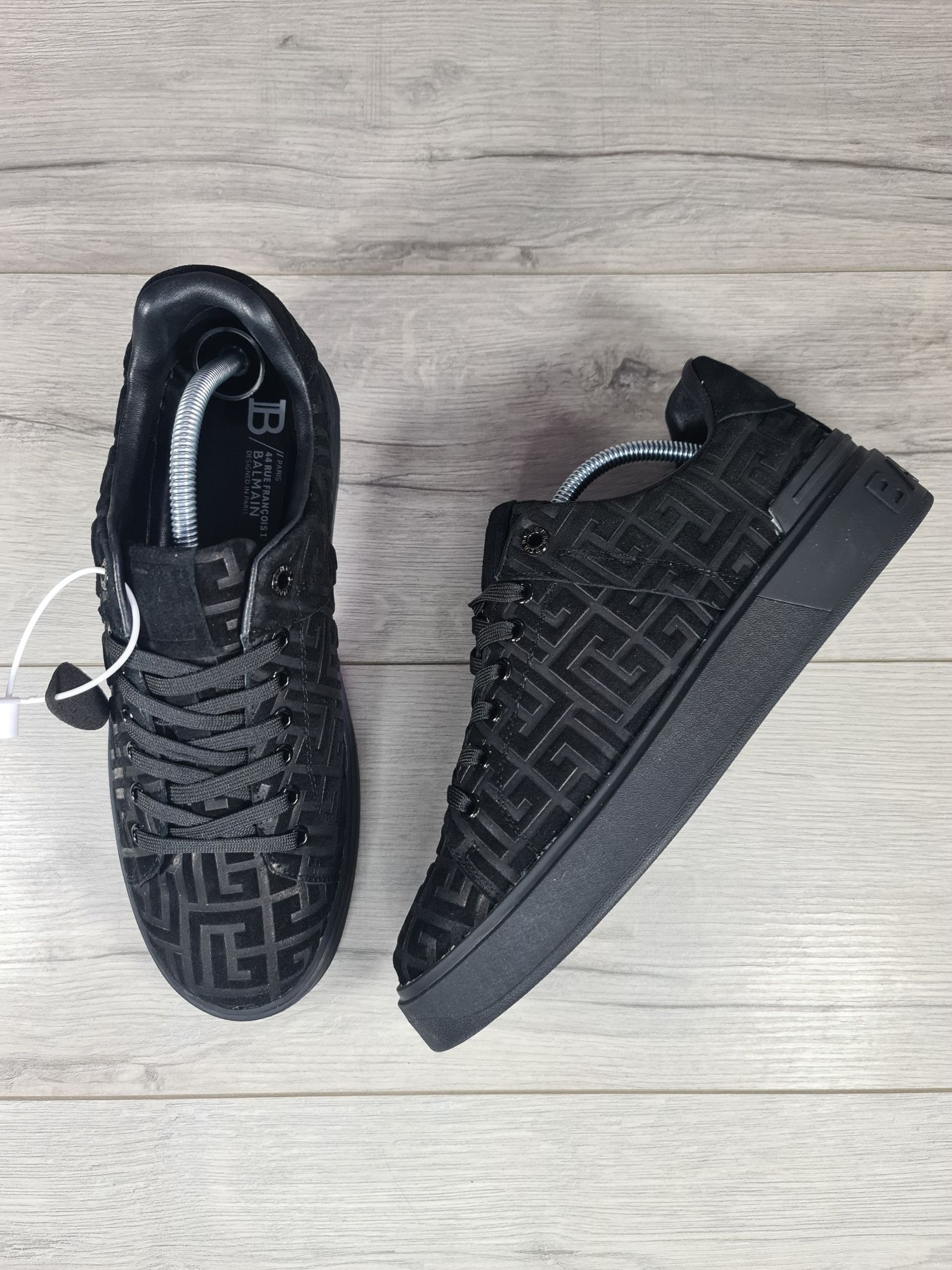 Sneakers-Balmain-Negru -43-Transport-Gratuit-Breloc-LV+Parfum-Cadou