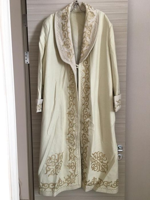 Мужской  шапан из сукна