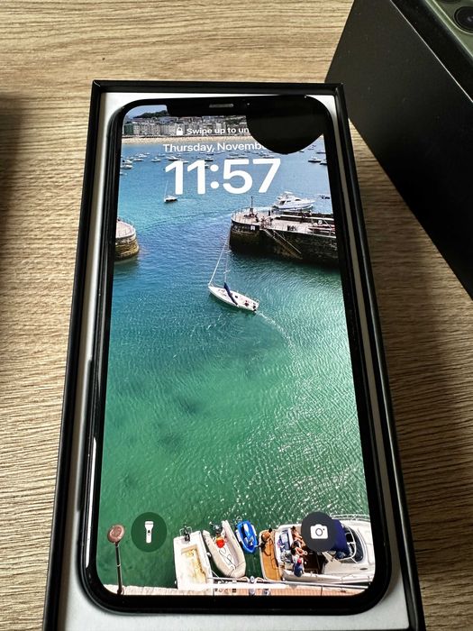 iPhone 11 Pro 256GB Mobilfox кейс
