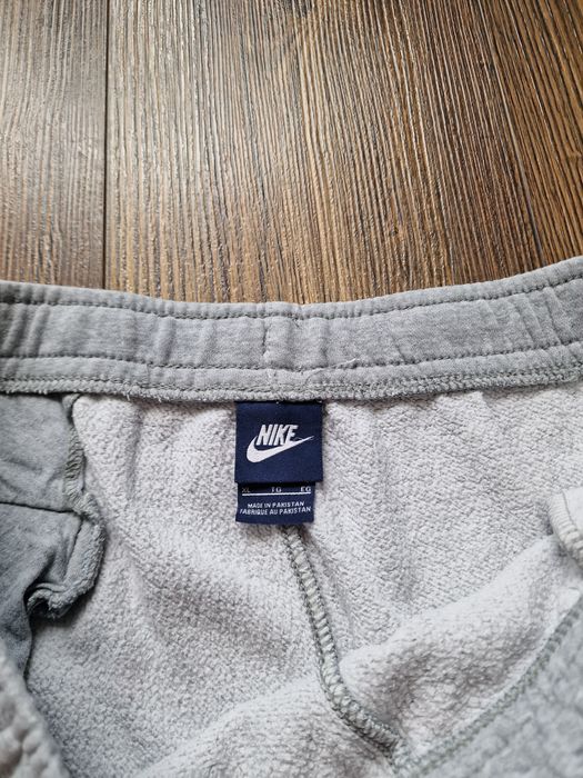 Страхотно мъжко спортно долнище NIKE размер XL