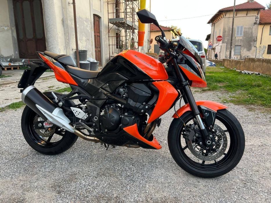 Kawasaki Z750/Z800/Z900/1000 Hornet MT gsxs