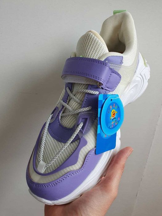 Новые кроссовки -унисекс 40р