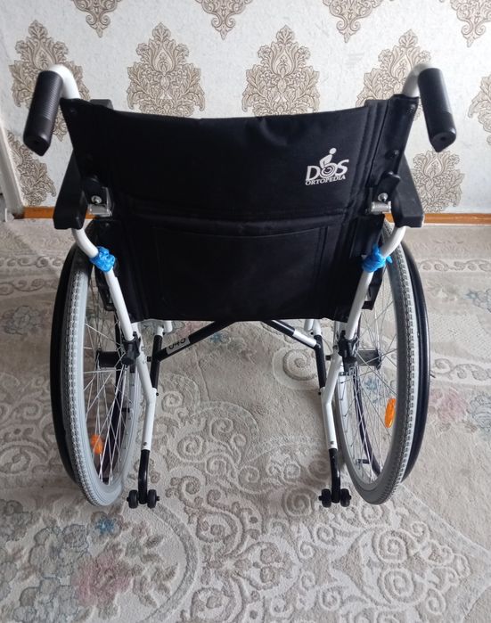 Инвалидная коляска