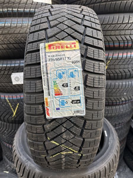 235/65/17 PIRELLI 4бр