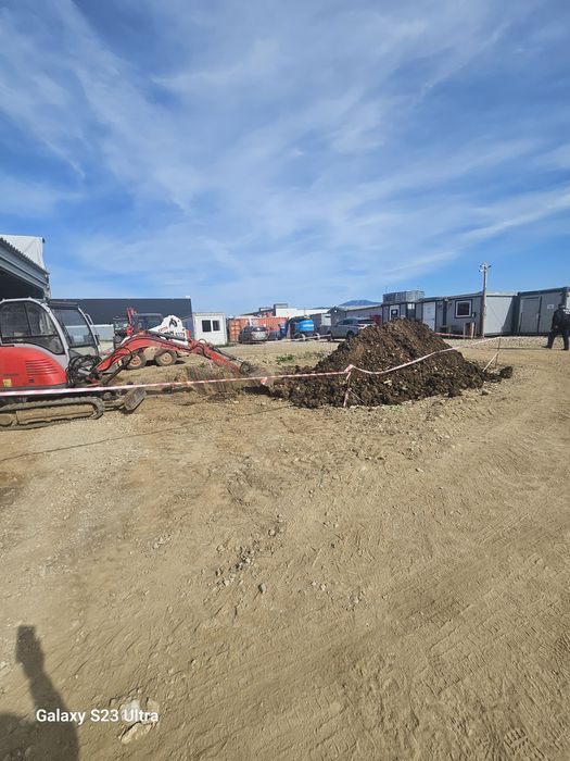 Inchiriez mini excavator  si bobcat