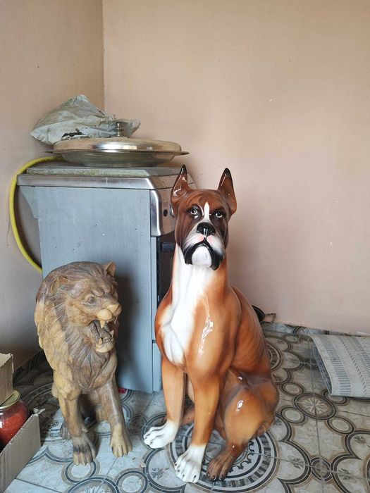 фарфоровая собака статуя скульптура огромная