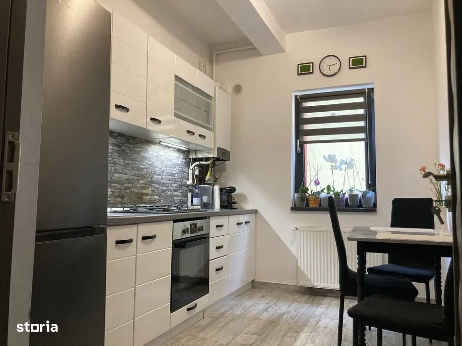 Santana de Mures - Vanzare ap. 2 camere + loc de parcare - Str. Garofi