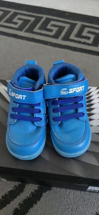 Маратонки за момче