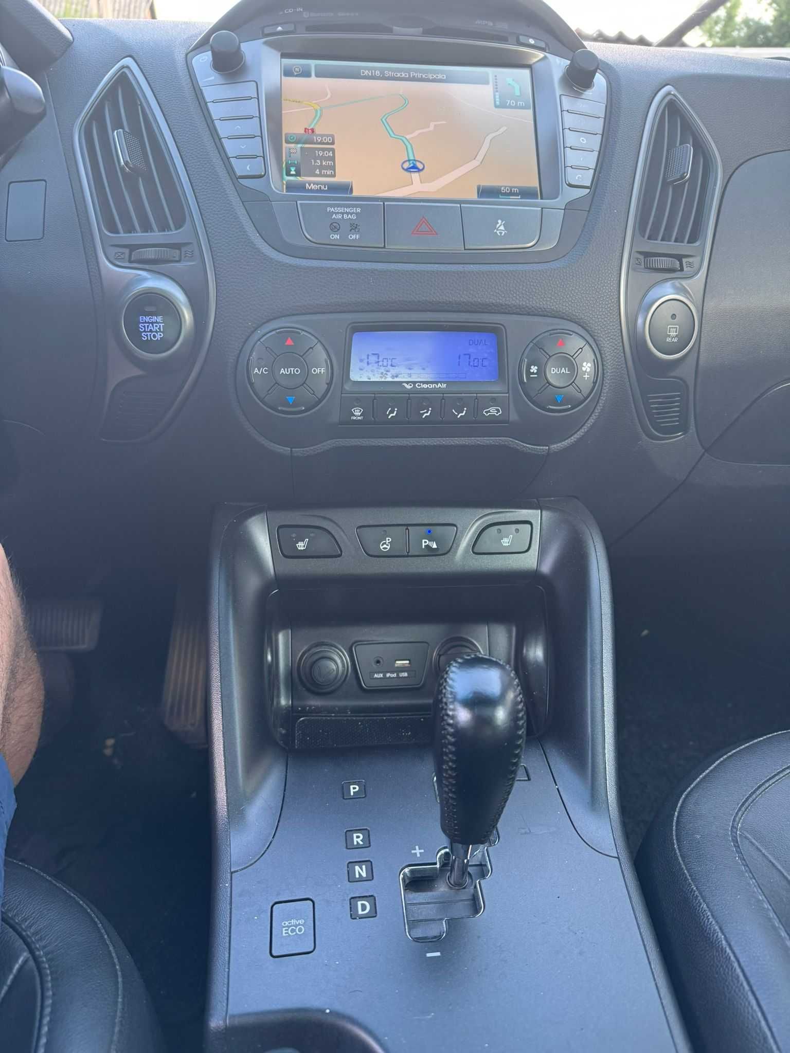 Vând Hyundai ix35