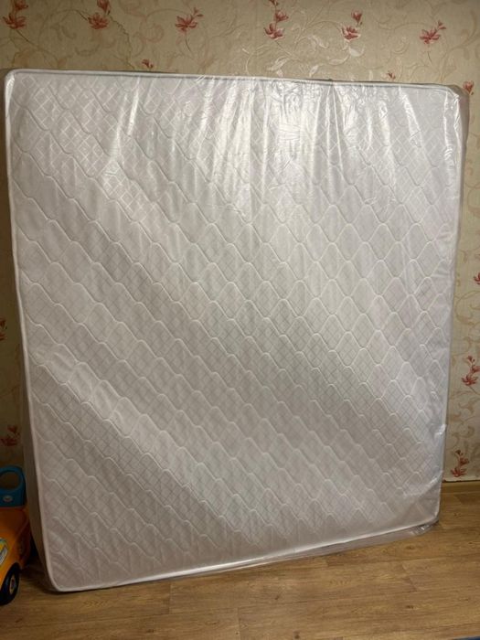 Матрац новый, упакованый