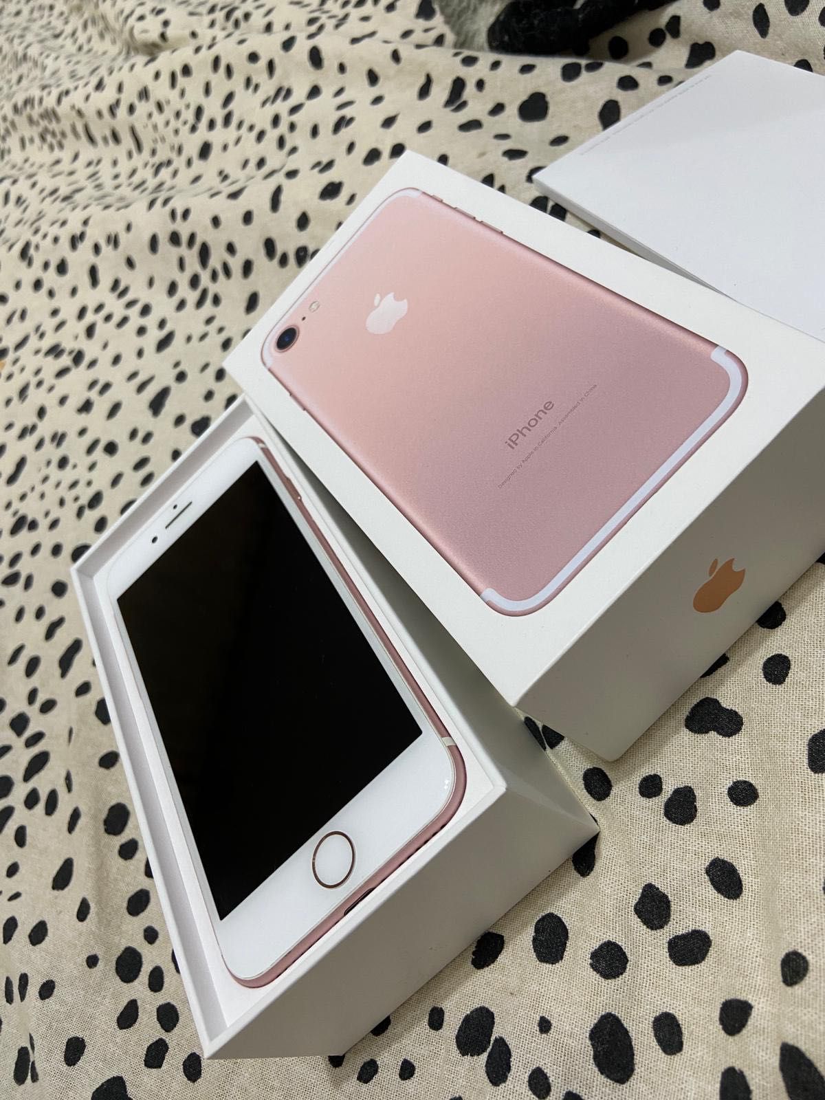 IPhone 7 rose, 32GB

Telefonul E Ca Nou