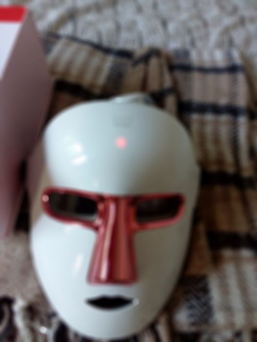 Маска за лице за разкрасяване)