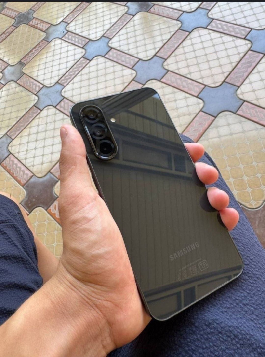 Samsung a 36 телефон