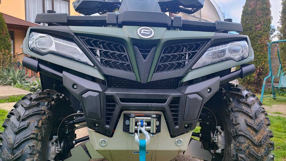Vând ATV 850 xc anul 2024 km:560