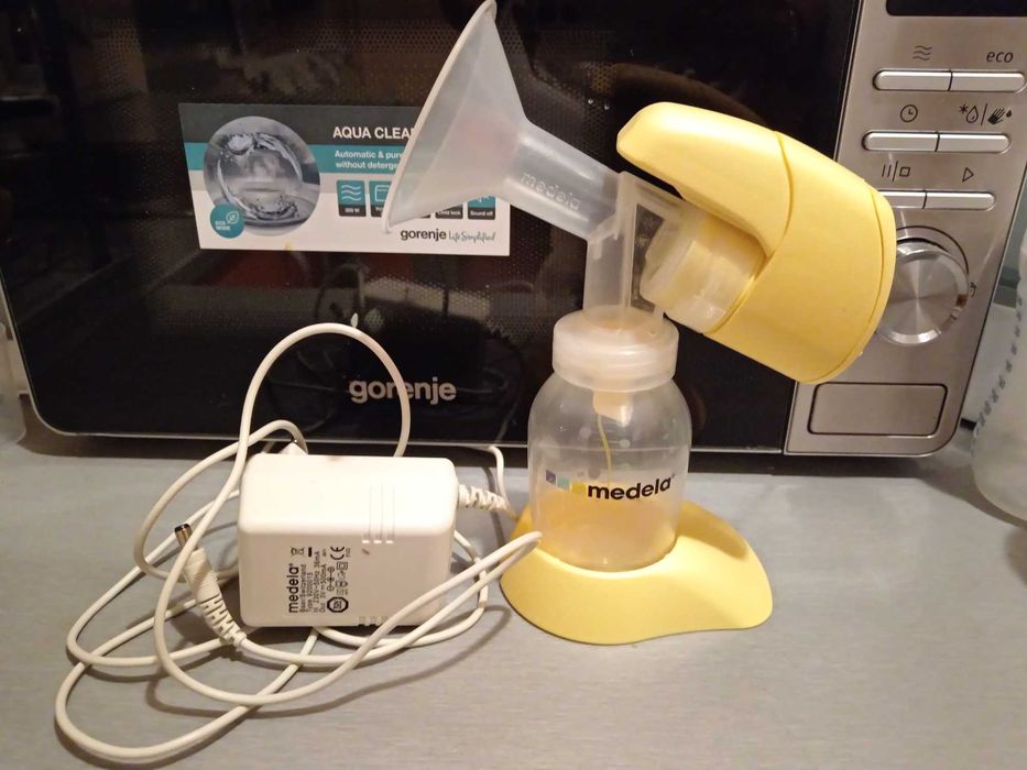 Помпа за кърма Medela