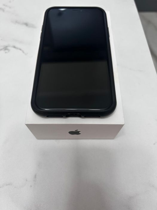 Iphone xr cu toate accesoriile originale