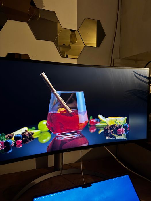 Монитор LG 5K2K, 40", IPS Curved, 72Hz, 21:9