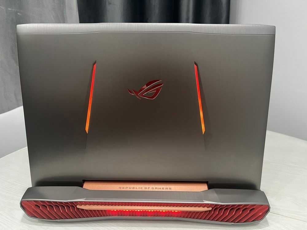 Игровой Asus Rog i7 Gtx1070 FullHd 17" 32Gb Ram