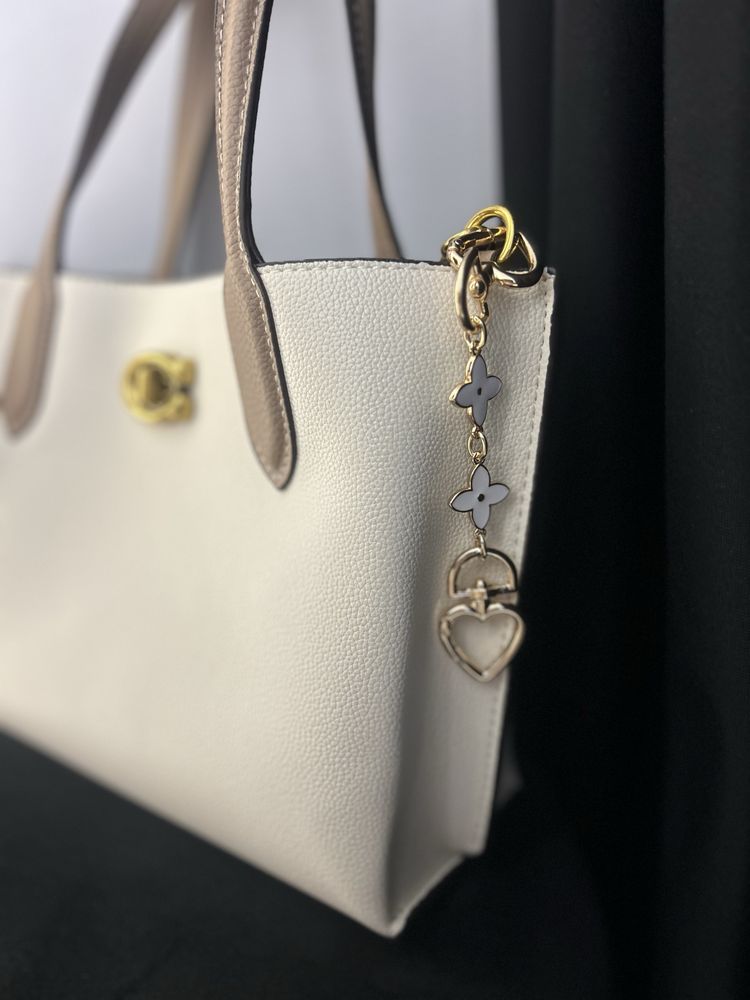 Дамска чанта Coach